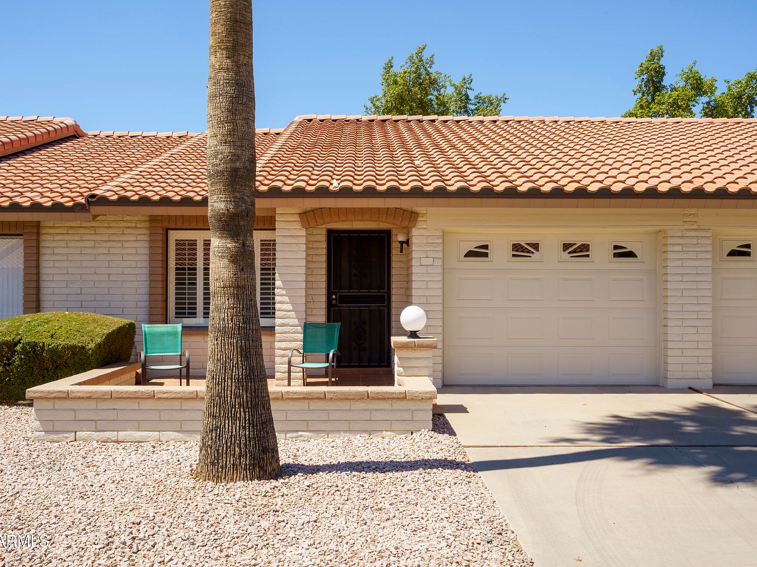 2310 S Farnsworth Dr UNIT 16