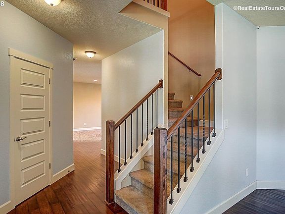 4th image of 2112 NE 183rd Ave