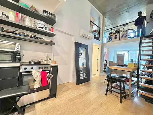 Rented by Doorway NYC, LLC | media 18