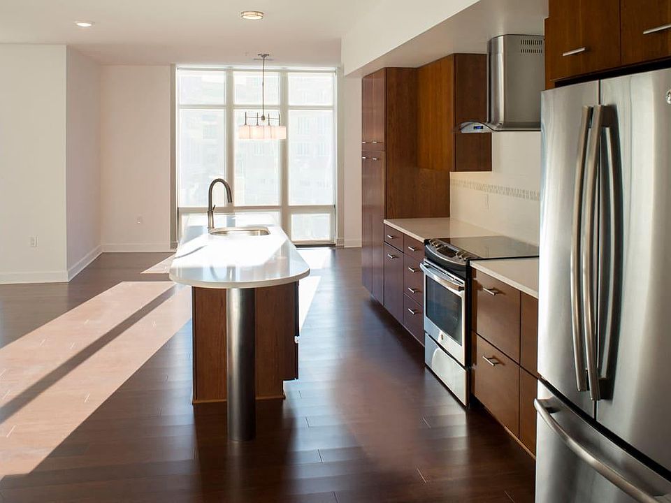 1st image of 33 New Scotland Ave #1e713351b