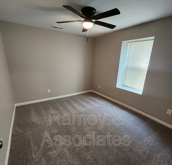 515 S 20th St — Photo 15