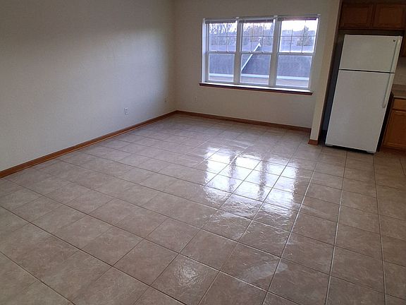 2nd image of 1200 Silver Dr #17458804