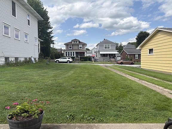 4th image of 1307 6th Street