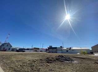 307 1st St W #305, Hanna, AB T0J1P0