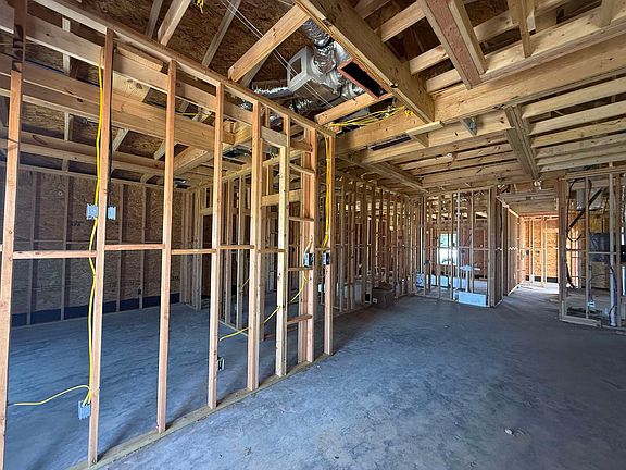 5th image of 222 Lusitano Dr
