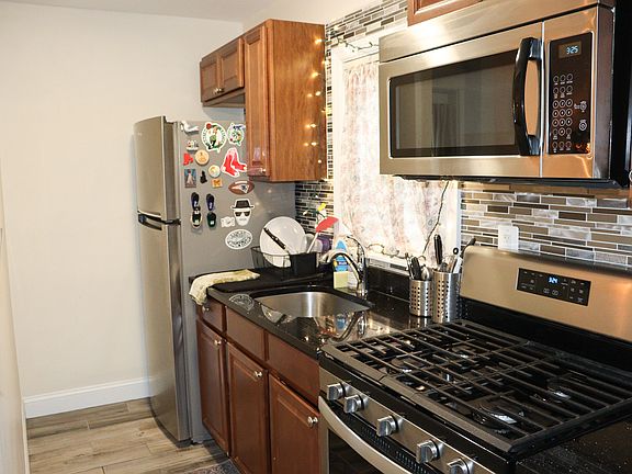 2nd image of 46 River St #St1