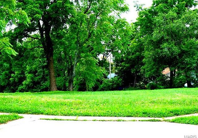 1st image of 688 Salem Ave