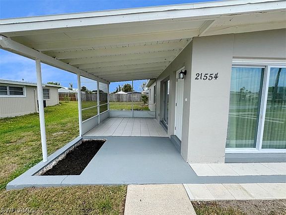 5th image of 21554 Augusta Ave
