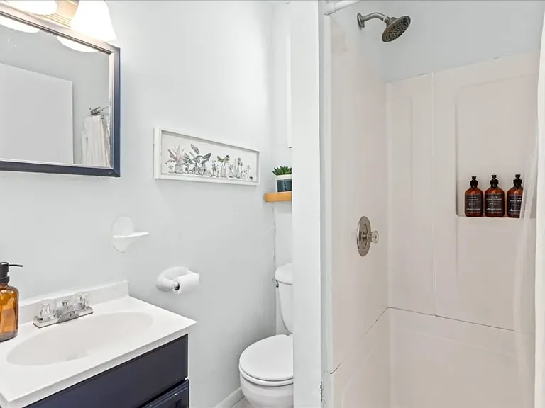 118 N Princeton Ave — Photo 10