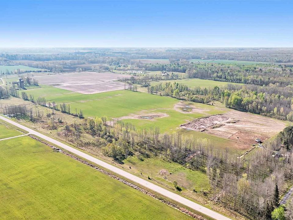 2 parcels: 20 acres each