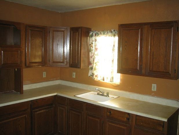 2nd image of 843 San Angelo