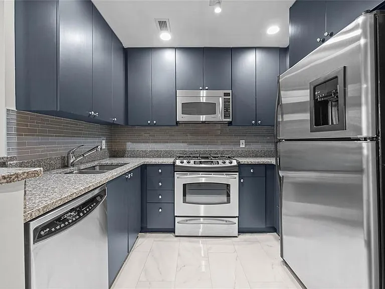 3338 Peachtree Rd NE #1105 — Photo 5