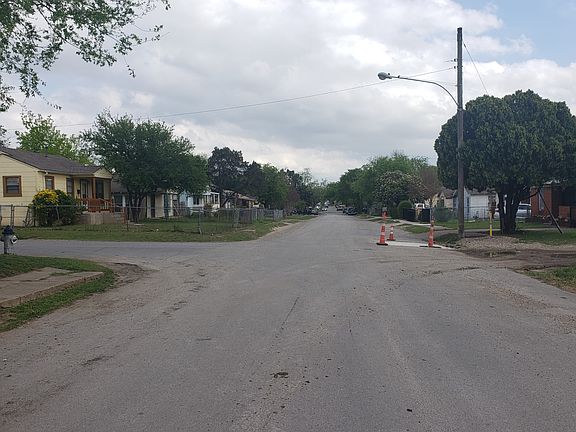 4th image of 3147 Harlandale Ave