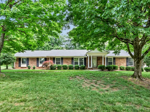 6 Trahern Ter, Clarksville, TN 37040