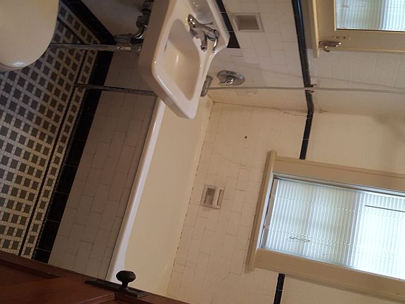 5th image of 409 Park Ave APT 7