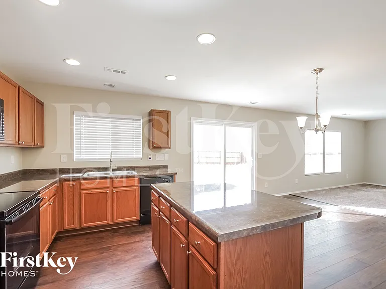 9835 Rocky Ford Club Rd — Photo 9