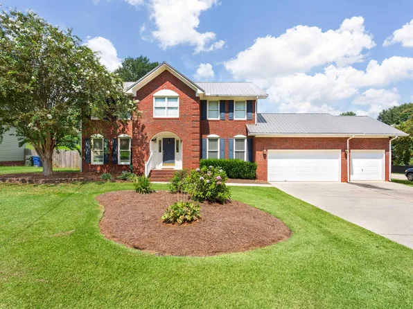 5040 Red Oak Dr, Oxford, AL 36203