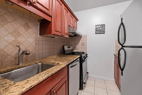 Rented by Compass | media 4