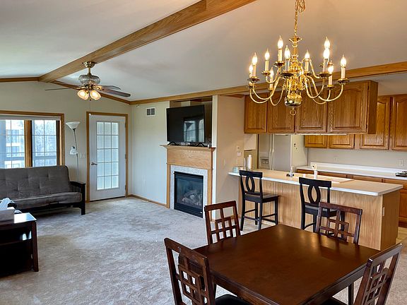 2nd image of 241 Oconomowoc Pkwy #241