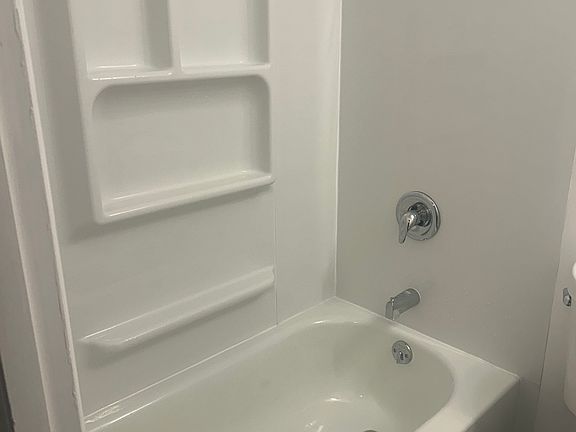 4th image of 6837 Colfax Ave