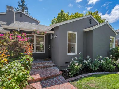 2051 Gordon Ave, Menlo Park, CA, 94025