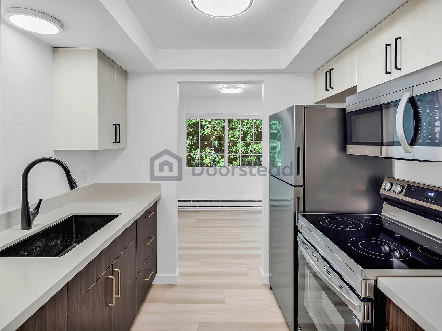2 bed, 1.0 bath, 1000 sqft, $1,950 — Photo 1