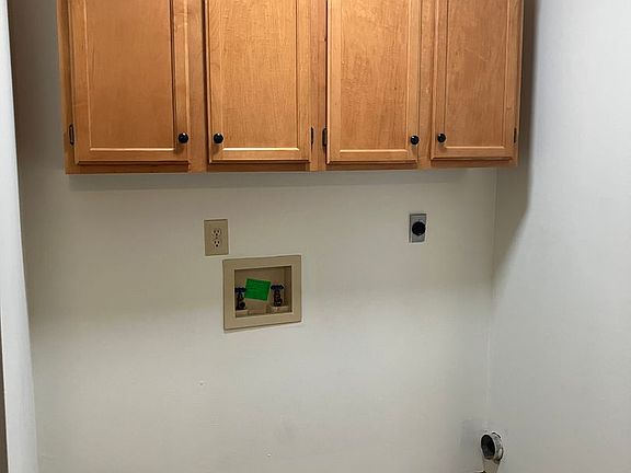 4th image of 1550 Windridge Pl APT D