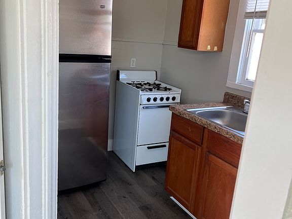 2nd image of 1334 10th St #4