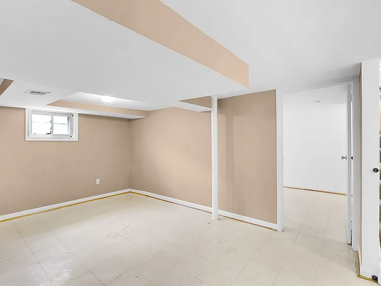 2712 1st St S — Photo 24