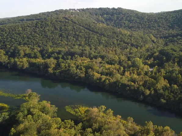 000 Historic Highway 165, Hollister, MO 65672