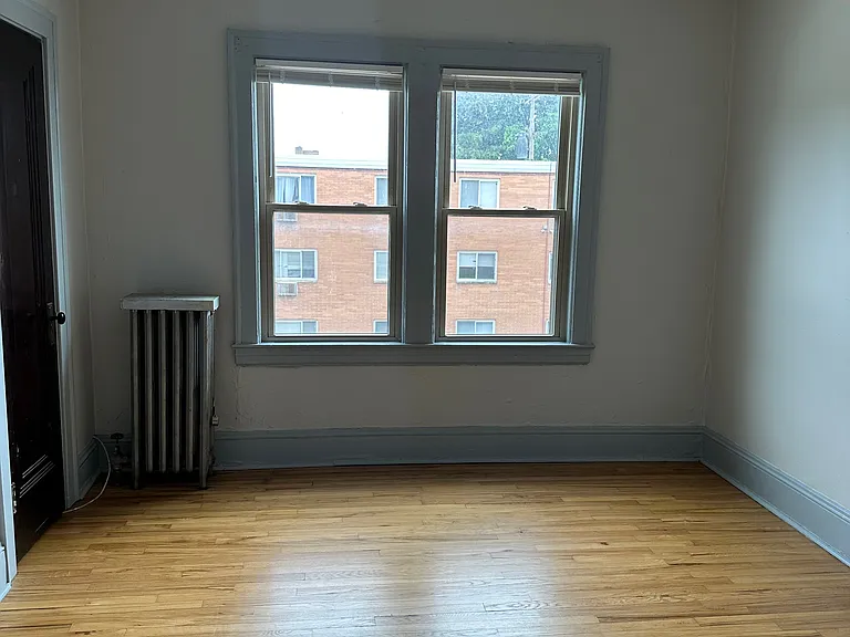 Bedroom 1(3 of 3)