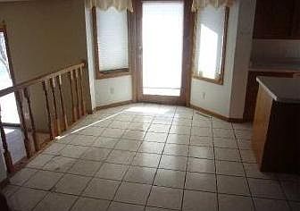 5th image of 2109 Great Oaks Dr