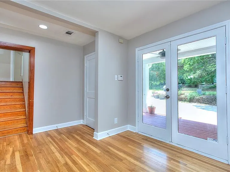 2067 Brockett Rd — Photo 3