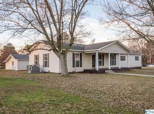 22410 Black Rd, Athens, AL 35613