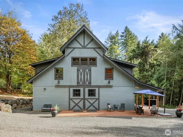 7698 Westerly Lane NE, Bainbridge Island, WA 98110