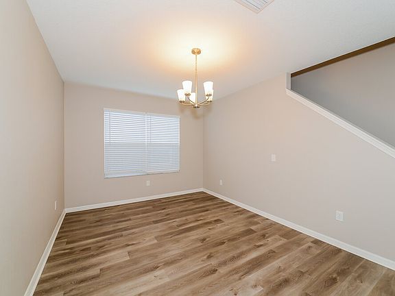 5th image of 1131 Seminole Sky Dr