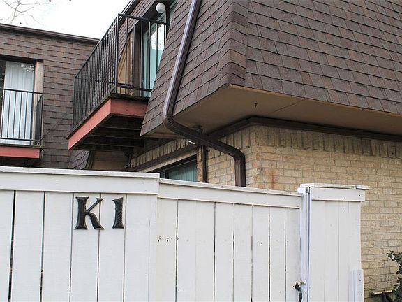 4th image of 1001 E Adoue St #K01
