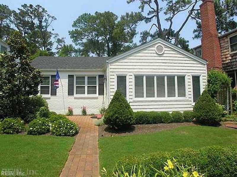 1st image of 228 Bay Colony Dr