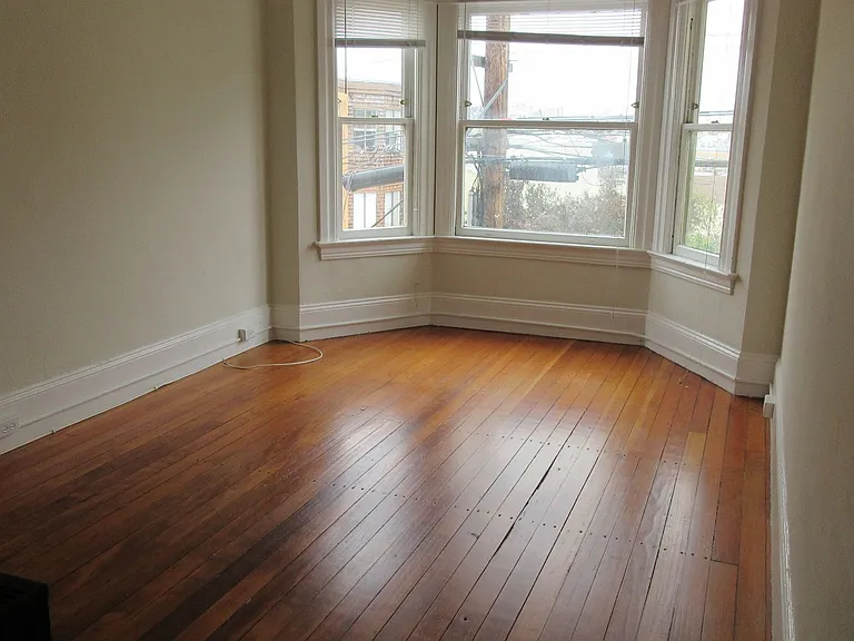 1333 Lyon St #4 — Photo 1