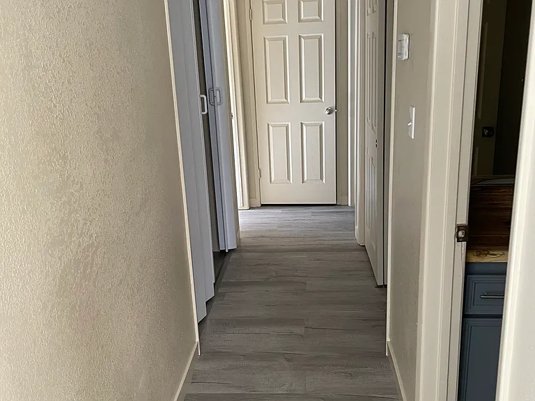 1424 Sylvan Ave — Photo 8