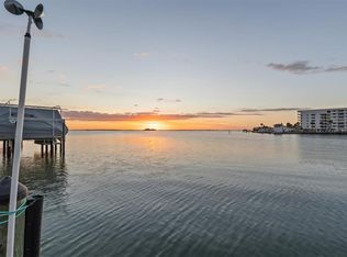 2484 Baywood Dr W, Dunedin, FL 34698