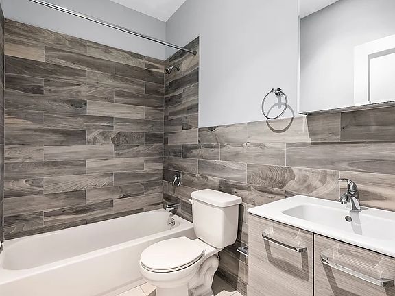 4th image of 126 Alexander Ave #4A