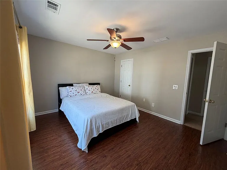 2332 Trellis Ln SE — Photo 13
