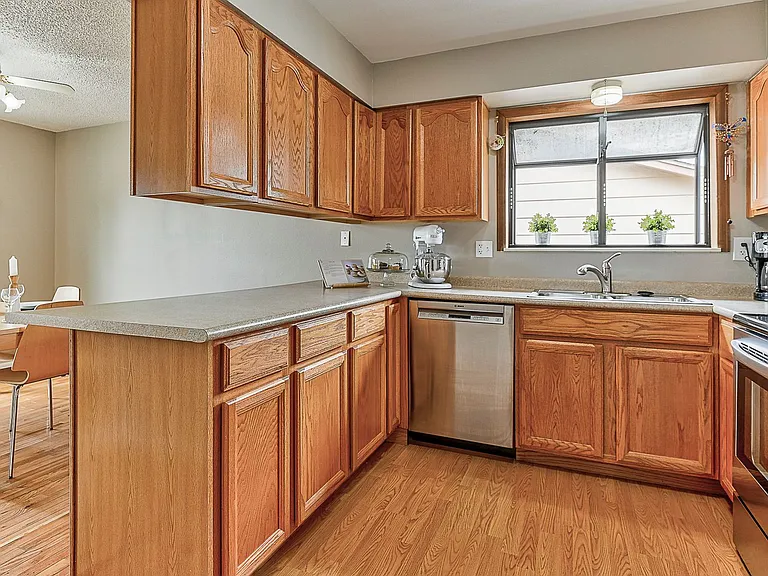 5150 Saddle Dr — Photo 12