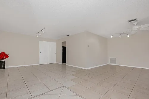 2831 NW 51st Ter Photo 1 2831 NW 51st Ter Photo 1