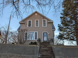 612 13th St, Wisner, NE 68791