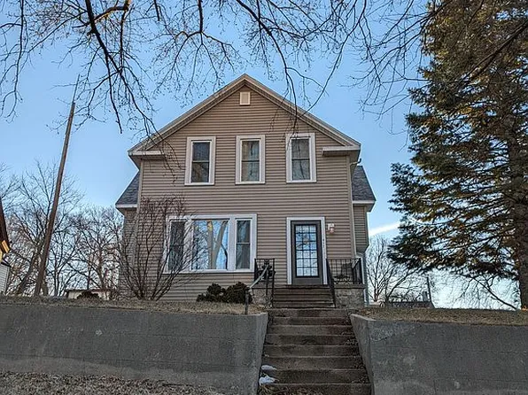 612 13th St, Wisner, NE 68791