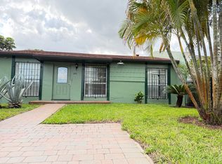2970 NW 195th St, Miami Gardens, FL 33056
