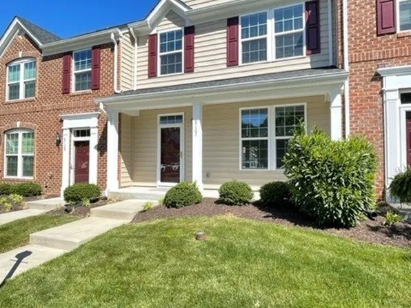 8107 Creekside Village Dr, Mechanicsville, VA 23111