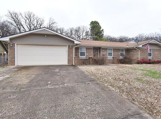 1143 E Davis Ave, Sapulpa, OK 74066